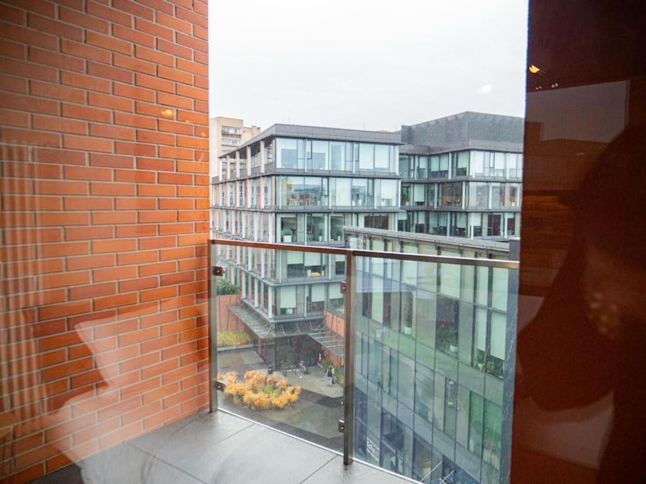 Chic Apartment In Historic Koneser Area Varsóvia Exterior foto