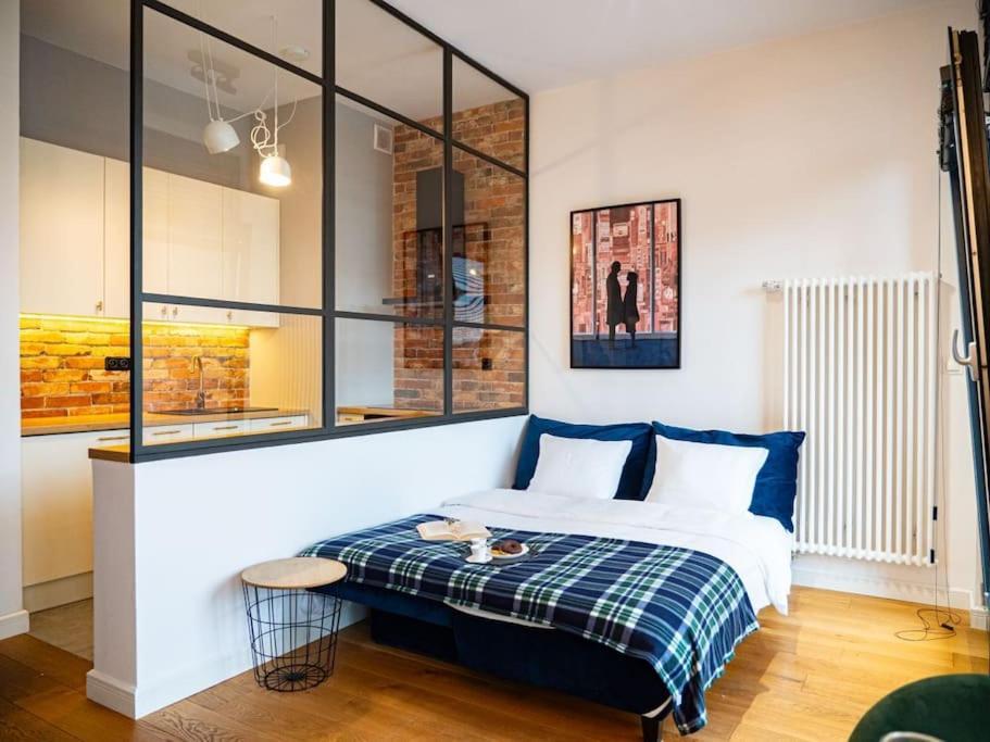 Chic Apartment In Historic Koneser Area Varsóvia Exterior foto