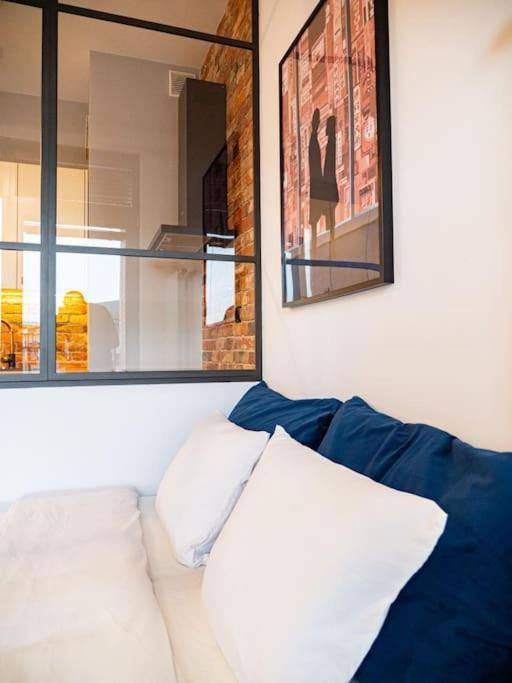 Chic Apartment In Historic Koneser Area Varsóvia Exterior foto