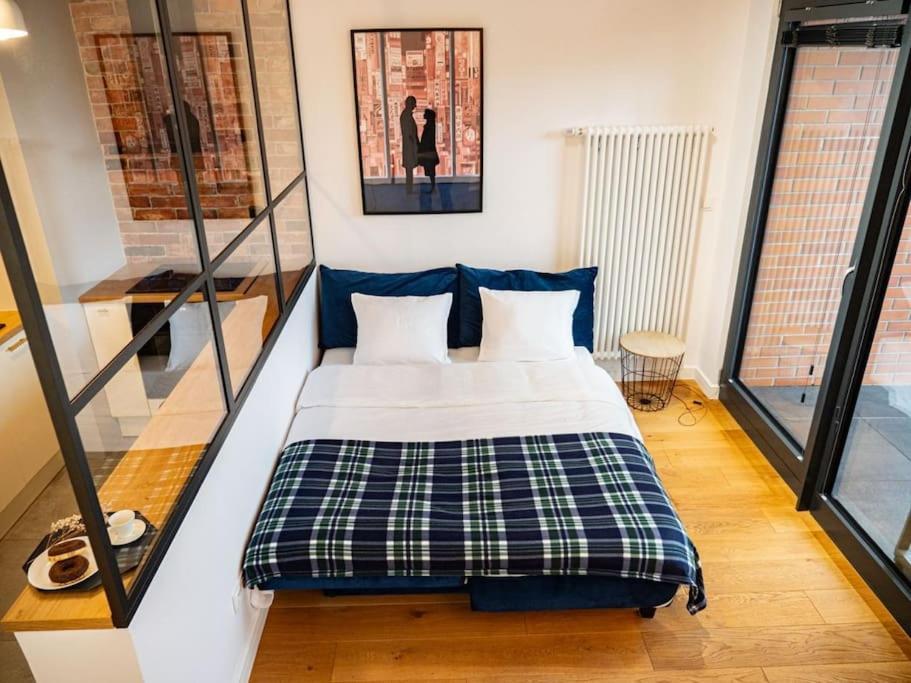 Chic Apartment In Historic Koneser Area Varsóvia Exterior foto
